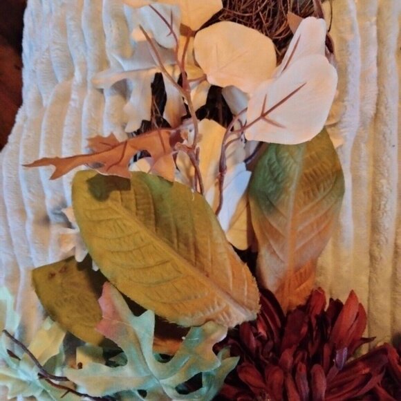 24" Artificial Bloom Room Fall Floral Wreath - Picture 2 of 8